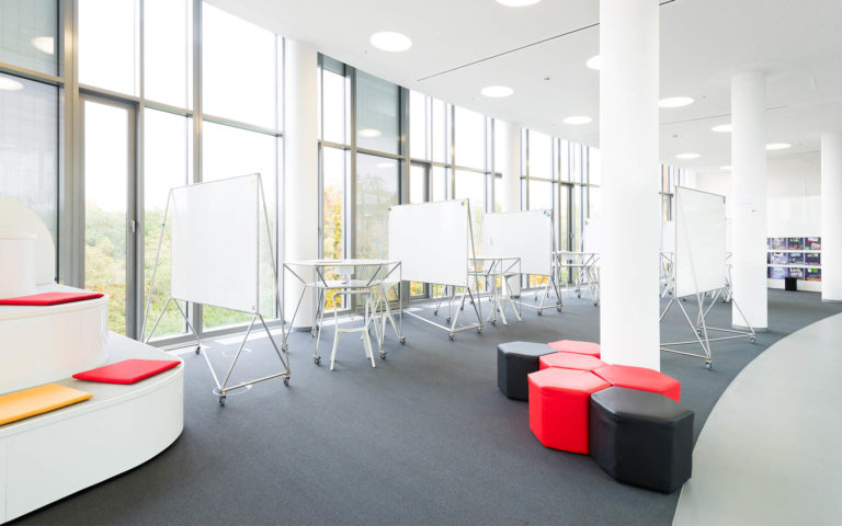 Design Thinking Line – System 180 – Modulare Einrichtung aus Berlin